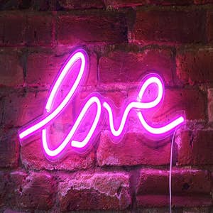 Isaac Jacobs 17 x 12 inch LED Neon 'White & Pink Hello Word Bubble' Wall Sign for Cool Light, Wall Art, Bedroom Decorations, Home Accessories