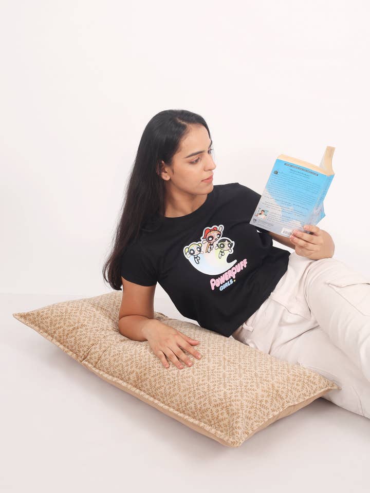 Funda de almohada lumbar de color beige camel, de terciopelo bohemio, para decoración del hogar para venta al por mayor de TerraWeave