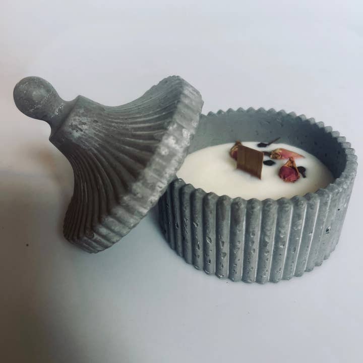 Koncretosa - Wholesale Jar/Filled Candle - Nina candle10