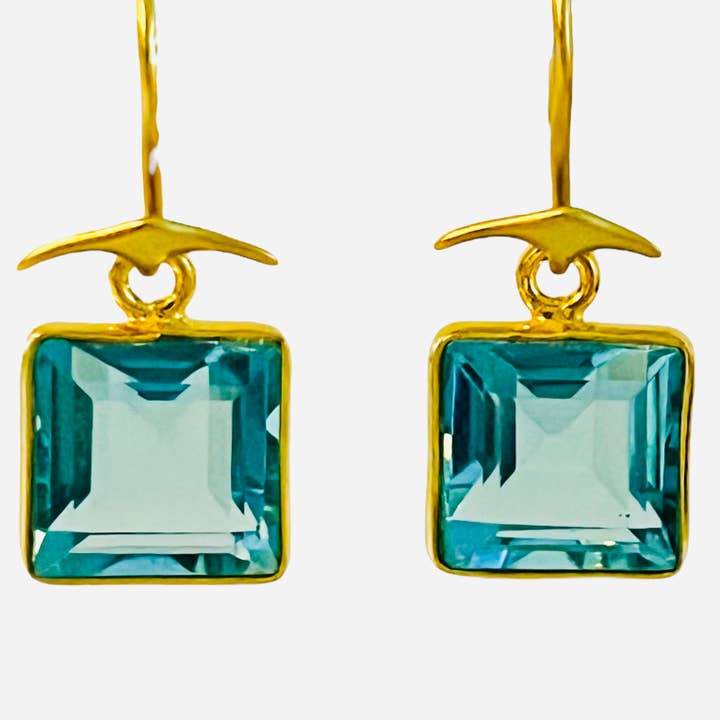 Pendiente en forma de aleta: 5 opciones de piedras preciosas para venta al por mayor de Sissy Yates Designs