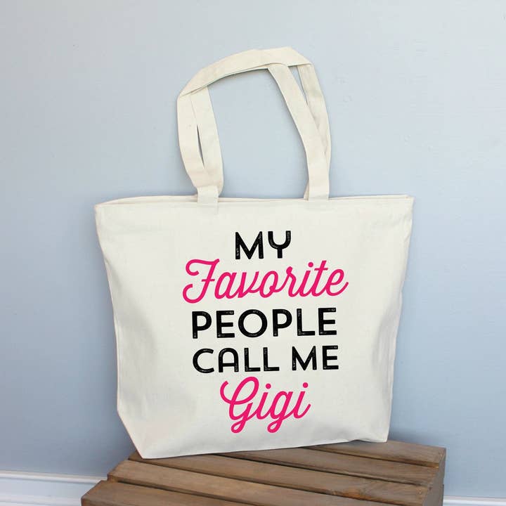 Sac fourre-tout My Favorite People Call Me Gigi XL, 2 tailles pour la vente par Love You a Latte Shop