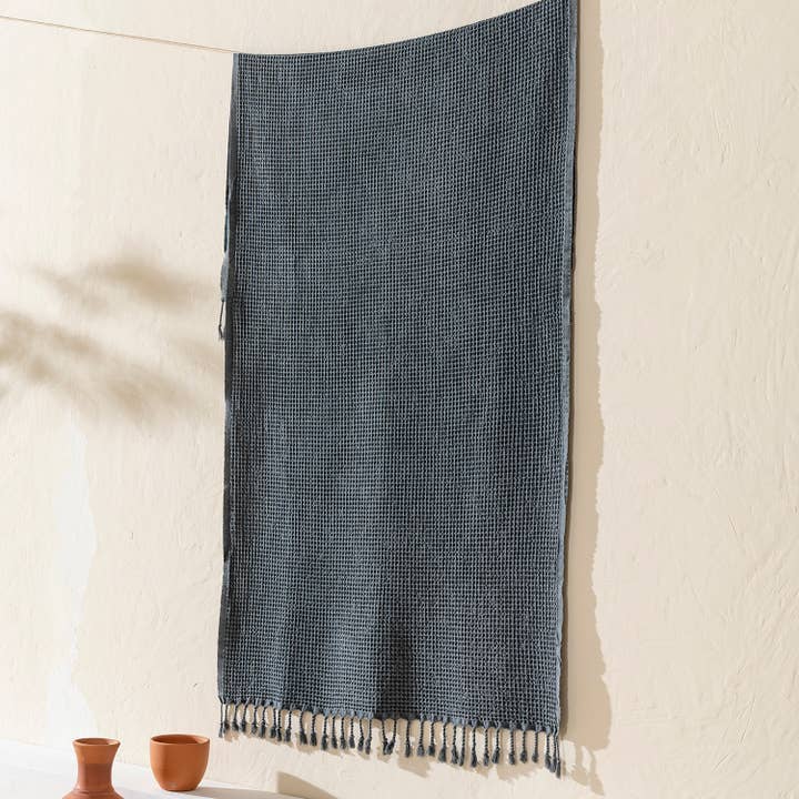 Kikoya - Wholesale Beach Towel - Stonewashed Waffle Beach Towel Turkish Hamam Fouta Vintage