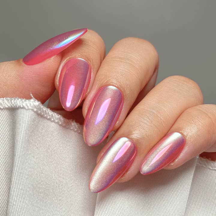 Magnetic Angel Press On Nails - Medium Almond for wholesale by Maniology