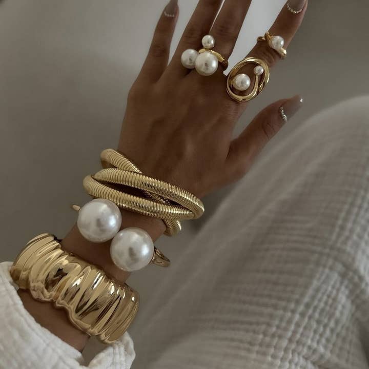 ACCITY - Wholesale Cuff Bracelet - FASHIONABLE METALLIC SMOOTH SPRING BRACELET_CWMM3116