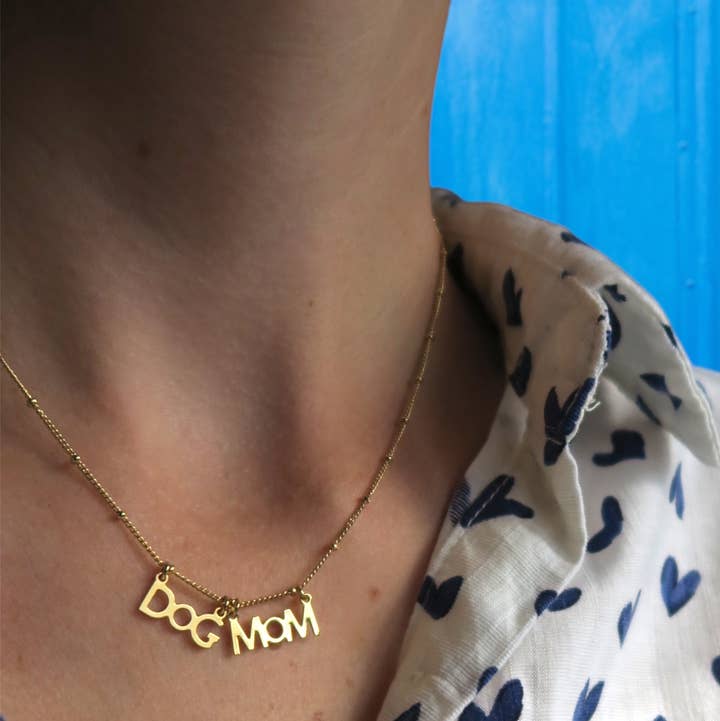 Hirondelle Bijoux - Wholesale Pendant/Charm Necklace - Dog mom necklace for dog moms - beaded chain