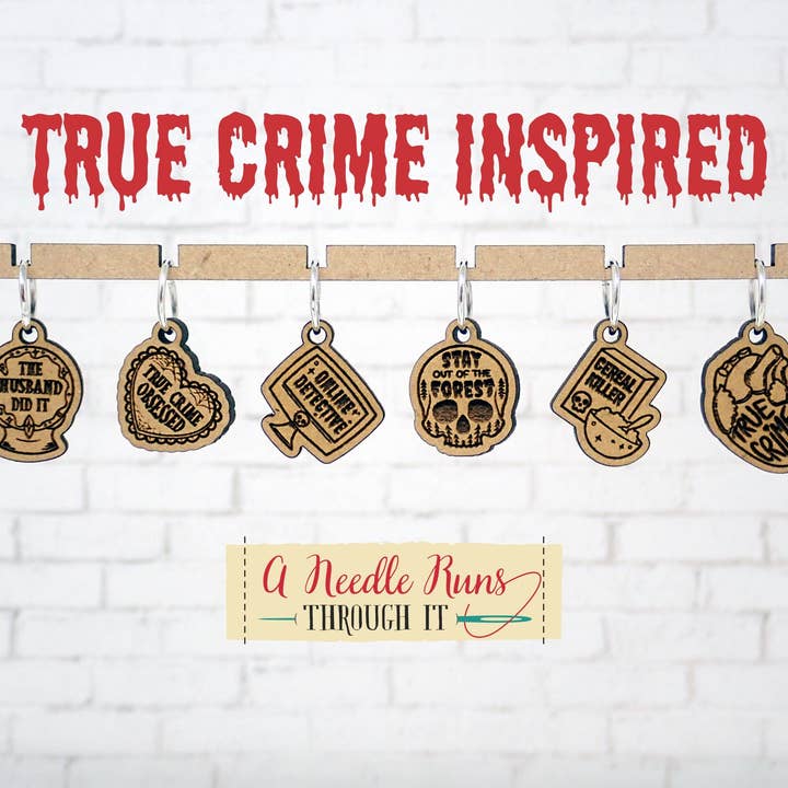Crime véritable et inspiré par l'artisanat - Marqueurs de mailles (ensemble de 6) pour la vente par A Needle Runs Through It