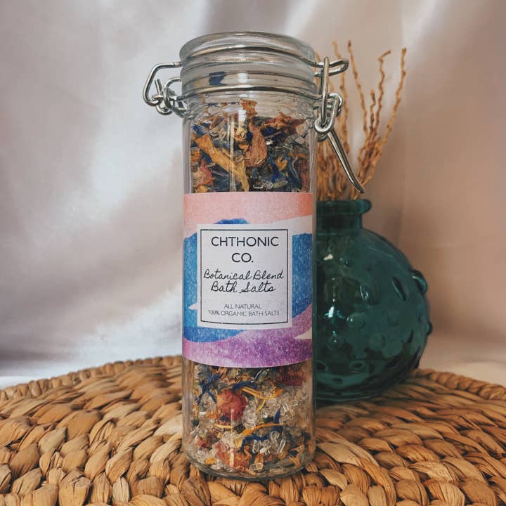 La note de Chthonic Co. Sels de bain botaniques 4oz pour la vente par Chthonic Co.