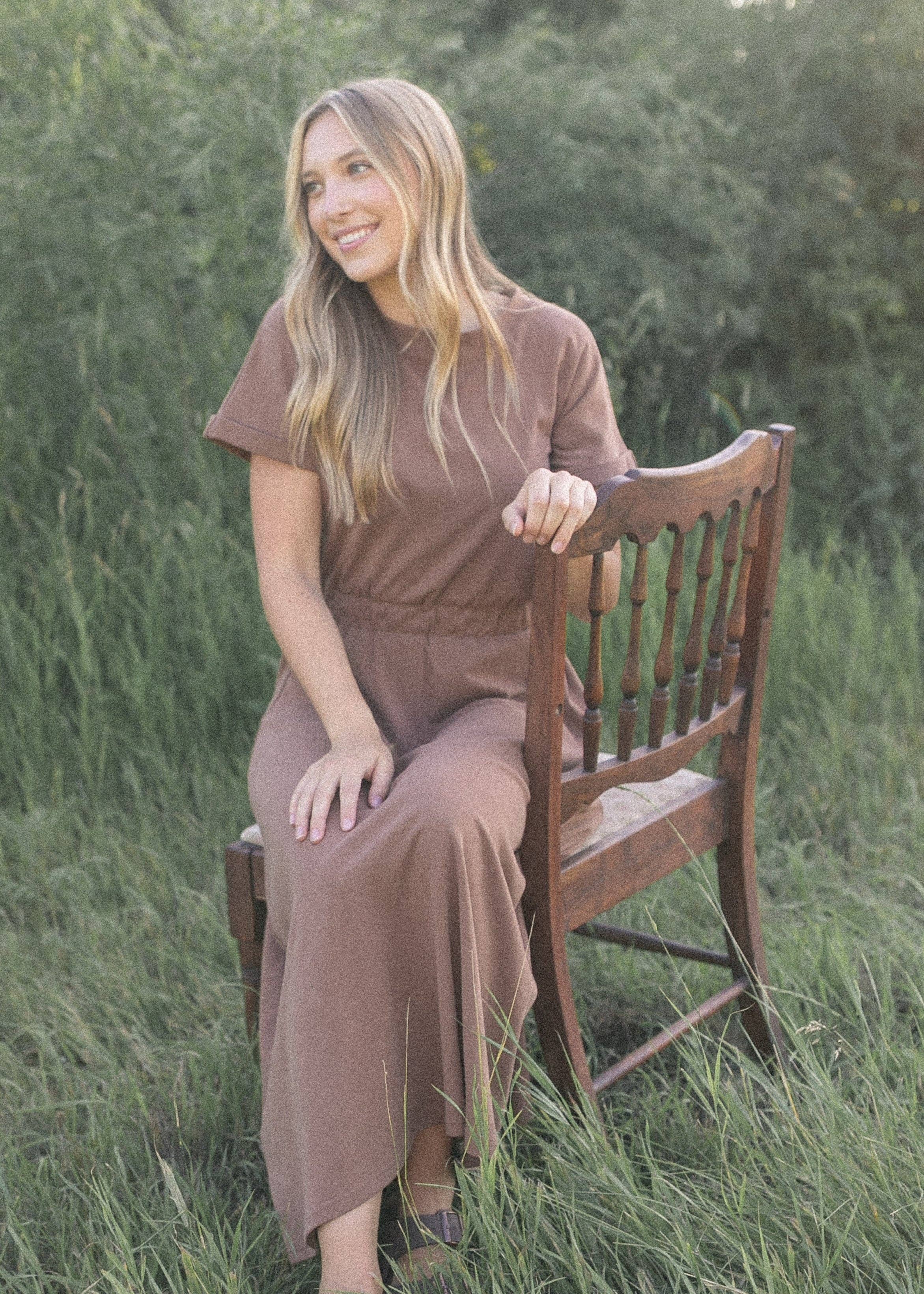 Inherit Clothing Company – Vestido - Mulher por atacado – Vestido Midi com Mangas Cap Sleeve Casey10