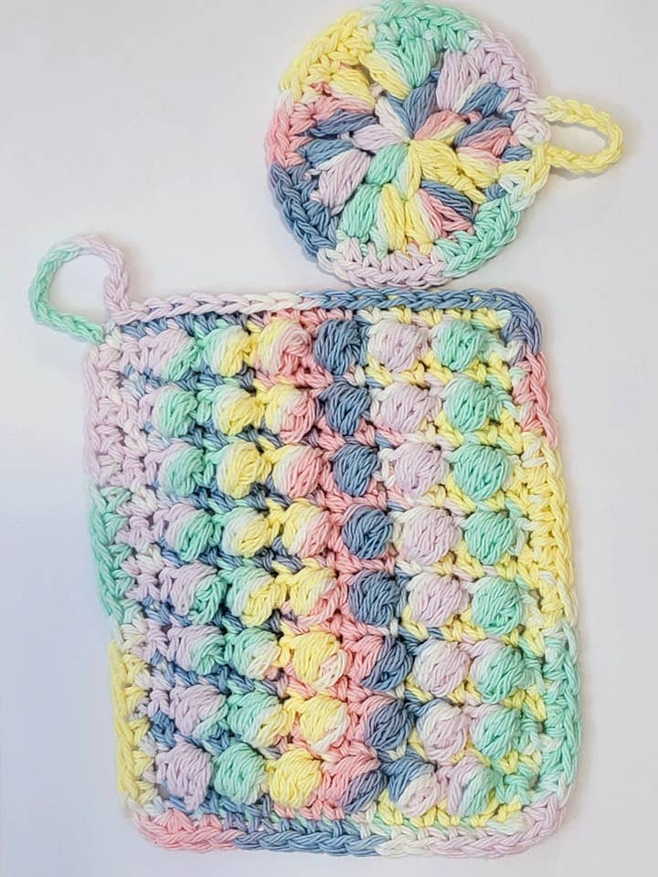 Ensemble de lingettes de spa et de coussinets faciaux faits main avec boucle de suspension pour la vente par Bea'slittlestore