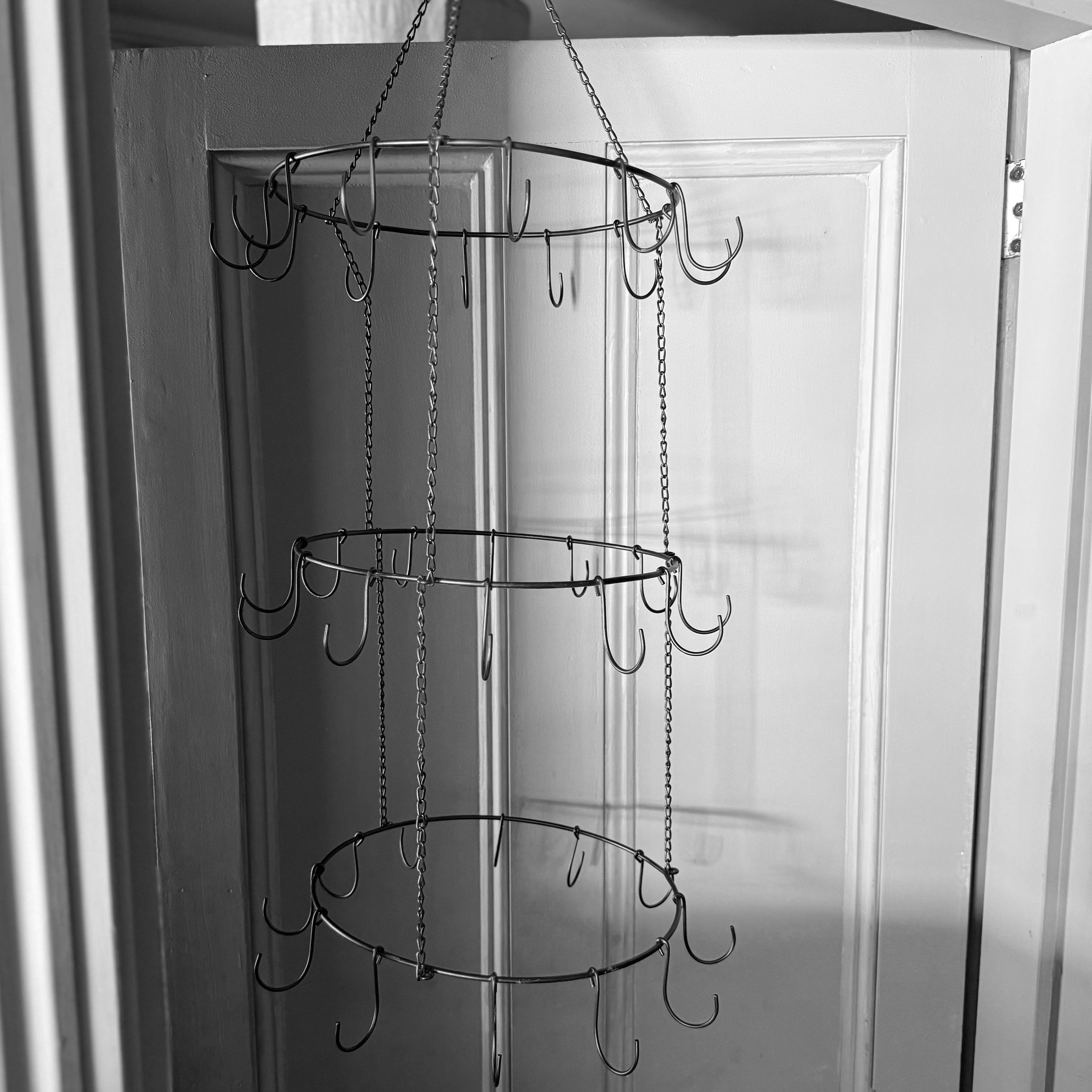 Moult – wholesale Wall hook – Wire And Chain Ring  Hanger in 2 Sizes0