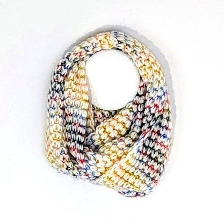 Tempest Designs - Wholesale Scarf - Women's - Chunky knit infinity scarf with inter multi colours