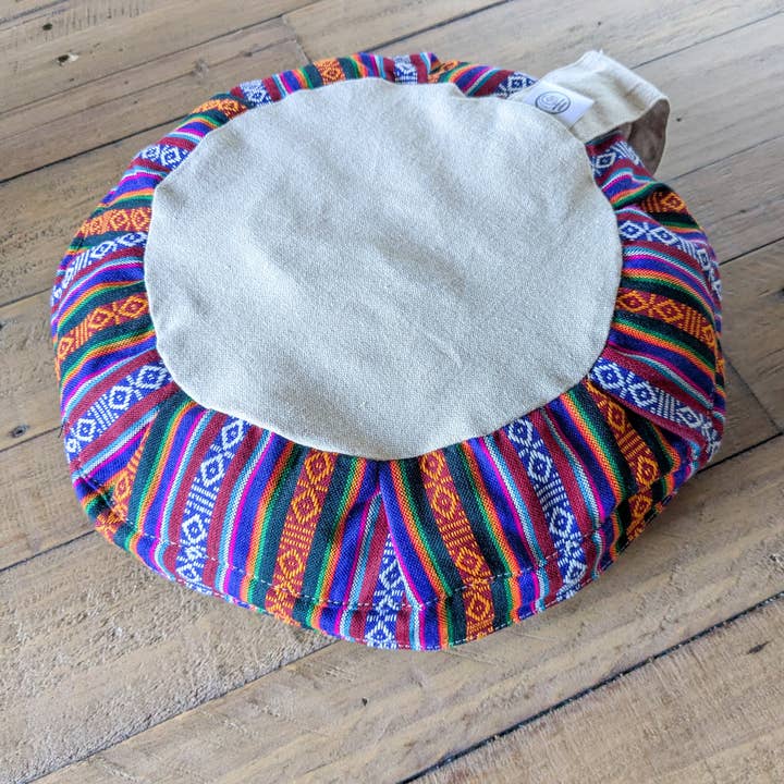 Housse de coussin de méditation ronde avec sangle, taie d'oreiller de traversin de yoga faite à la main au Népal pour la vente par Shakti.ism