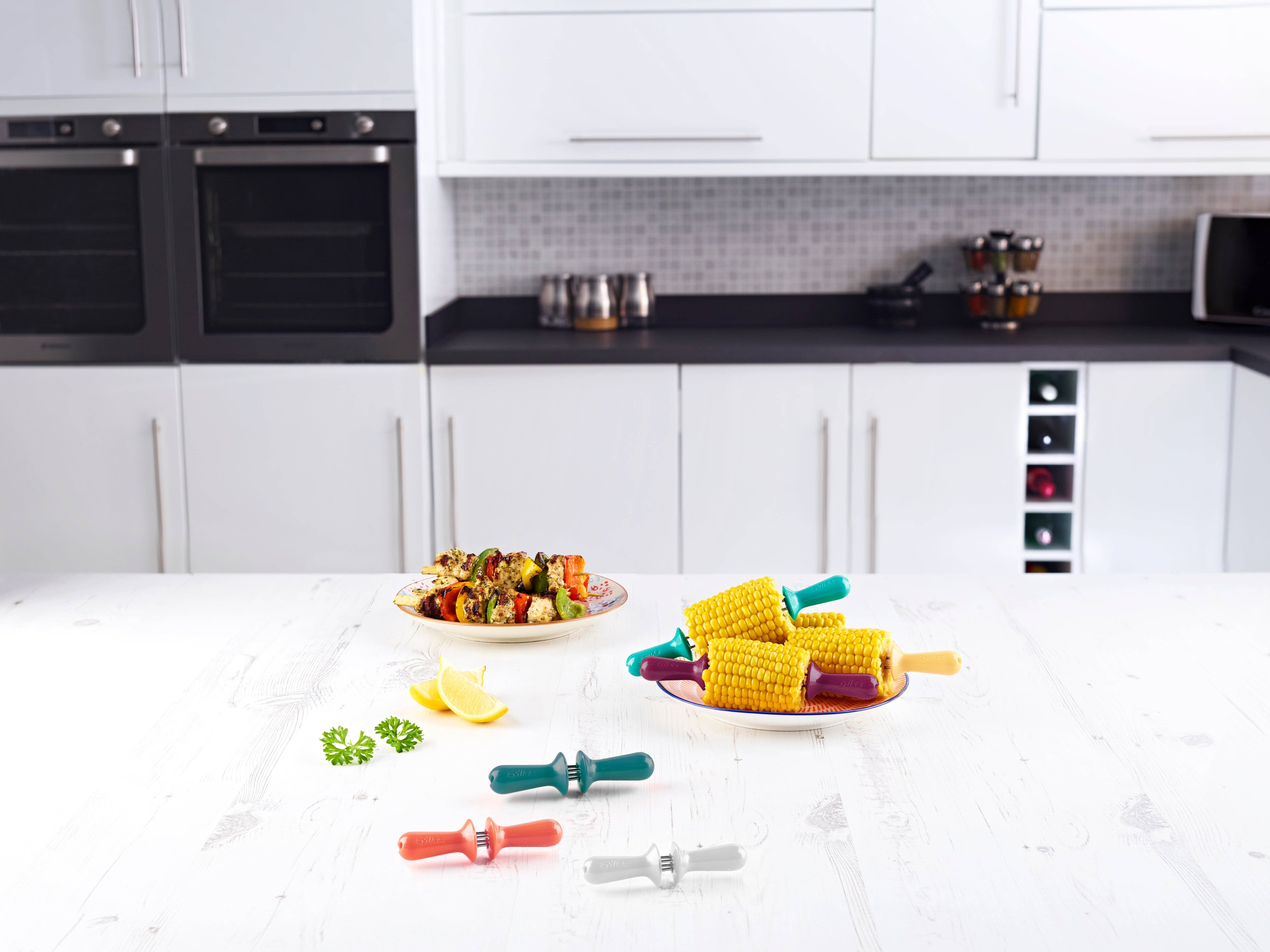 DKHB [Zyliss, Cole & Mason, Swissmar, AdHoc, Ken Hom] - Wholesale Corn Holders/Tools - Zyliss Opaque Interlocking Corn Holders, 6 Pairs2