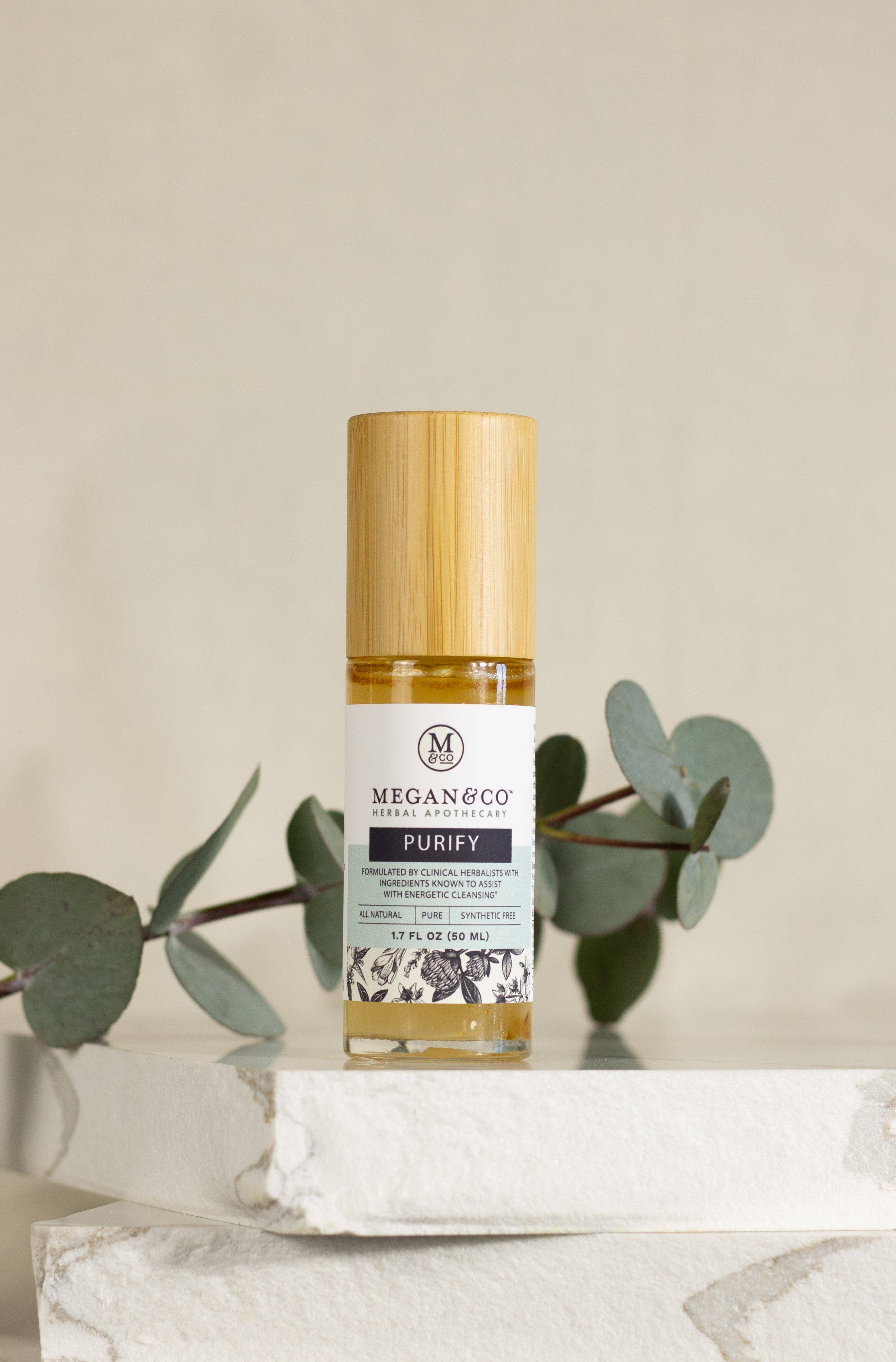 MEGAN & CO. Herbal Apothecary - Vendita all'ingrosso Spray per tessuti e ambienti - Purify Spritzer (50mL) – Un Detergente Energetico