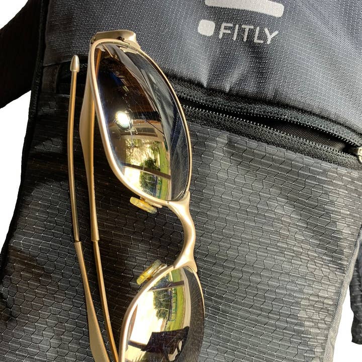 FITLY - Wholesale Sporting Accessories - FITLY Sub90 - Hydro Running Pack - Emerald Blue2