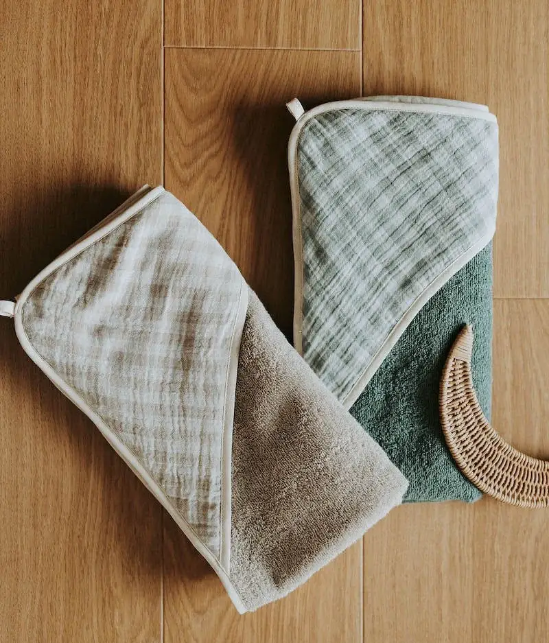 Manufacture des bébés français - Wholesale Hooded Towel - Kids & Baby - Vichy Galet bath cape7