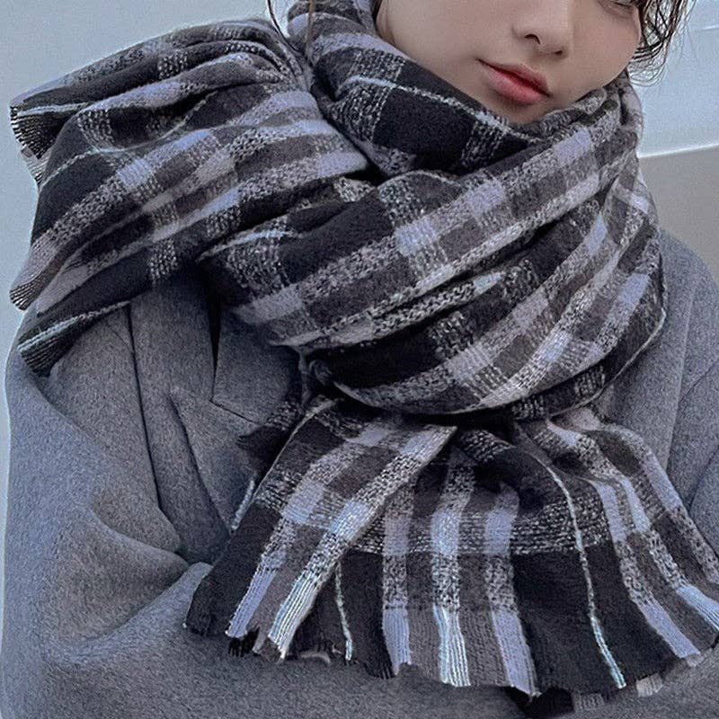ShieldChic - Vente Écharpe – femme - Écharpe à carreaux classique pour femmes1
