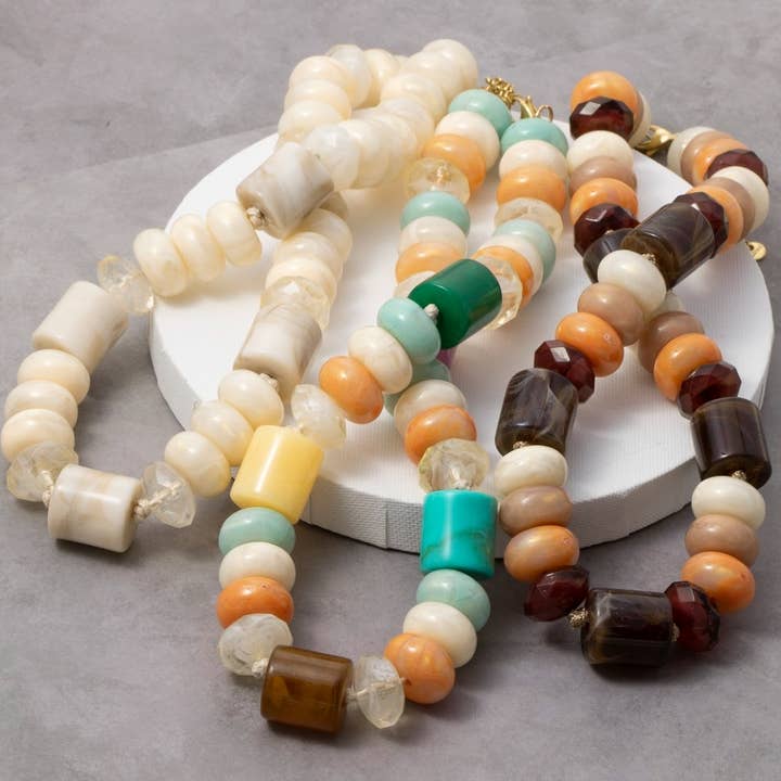 Large Marble Resin Beaded Necklace for wholesale by The Looks by Fame Accessories