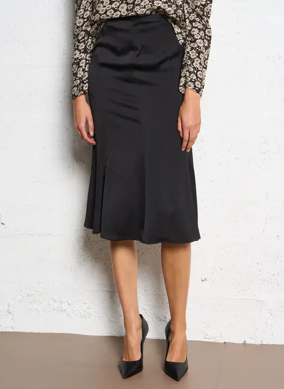 The Korner - USA – Großhandel Rock – Damen – T24232061 - Midilanger Satinrock für Damen4