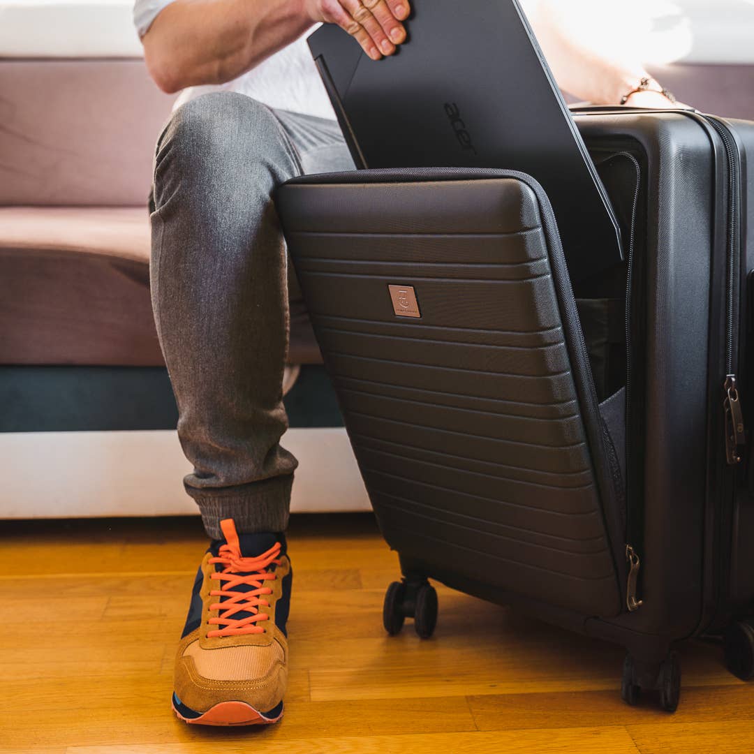 James Hawk - Wholesale Luggage - Cabin Trolley24