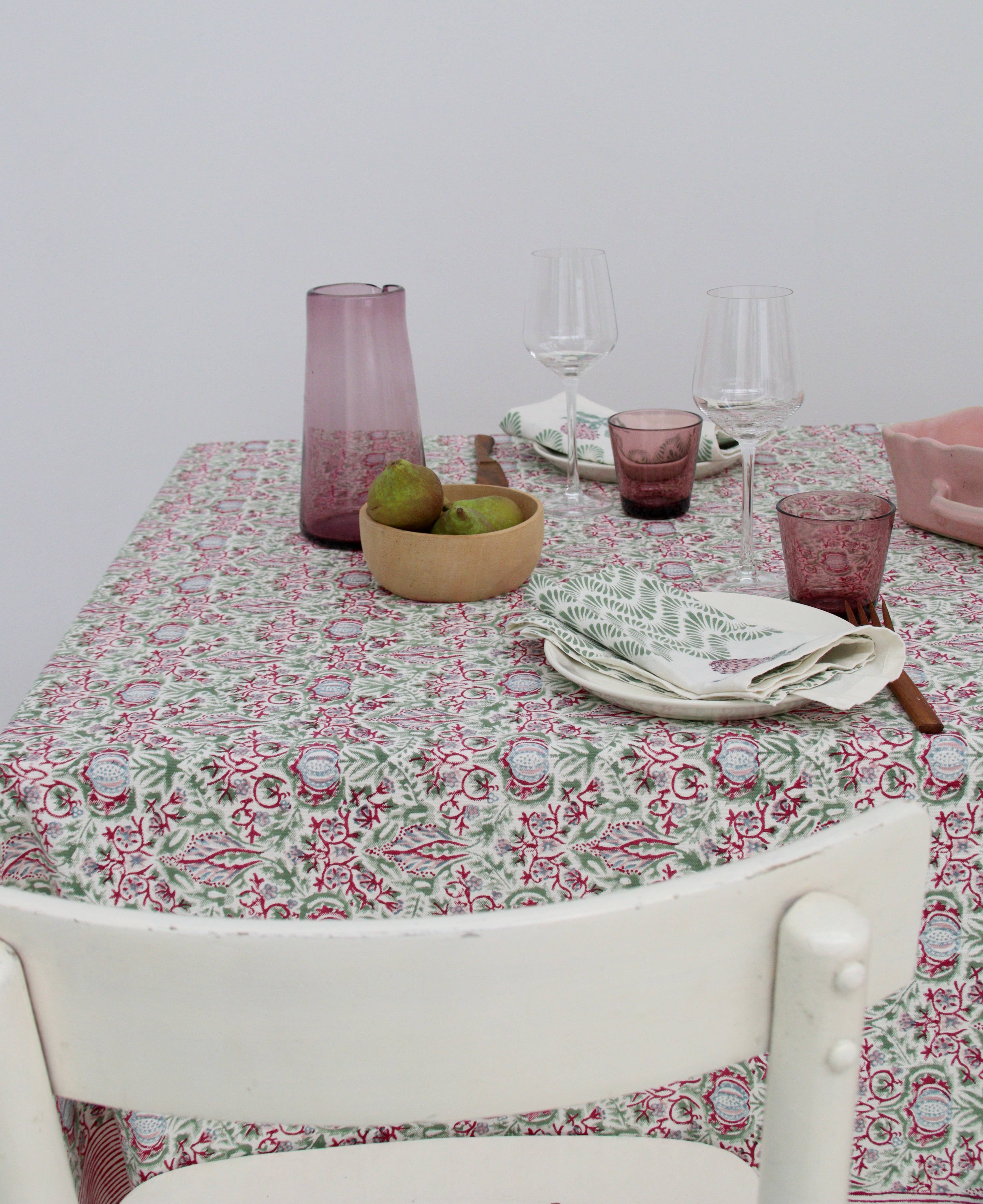 Rozablue - Wholesale Tablecloth - Handblockprinted Tablecloth Fique carmine160 x 270   2