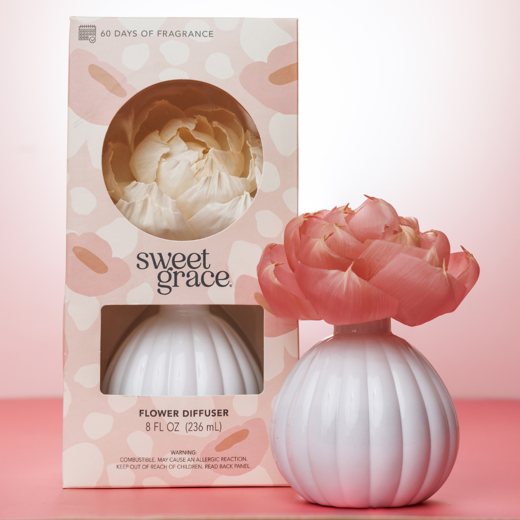 Bridgewater Candle Company - Wholesale Reed Diffuser - Sweet Grace Flower Diffuser | Spring Gift, Mother's Day Gift7