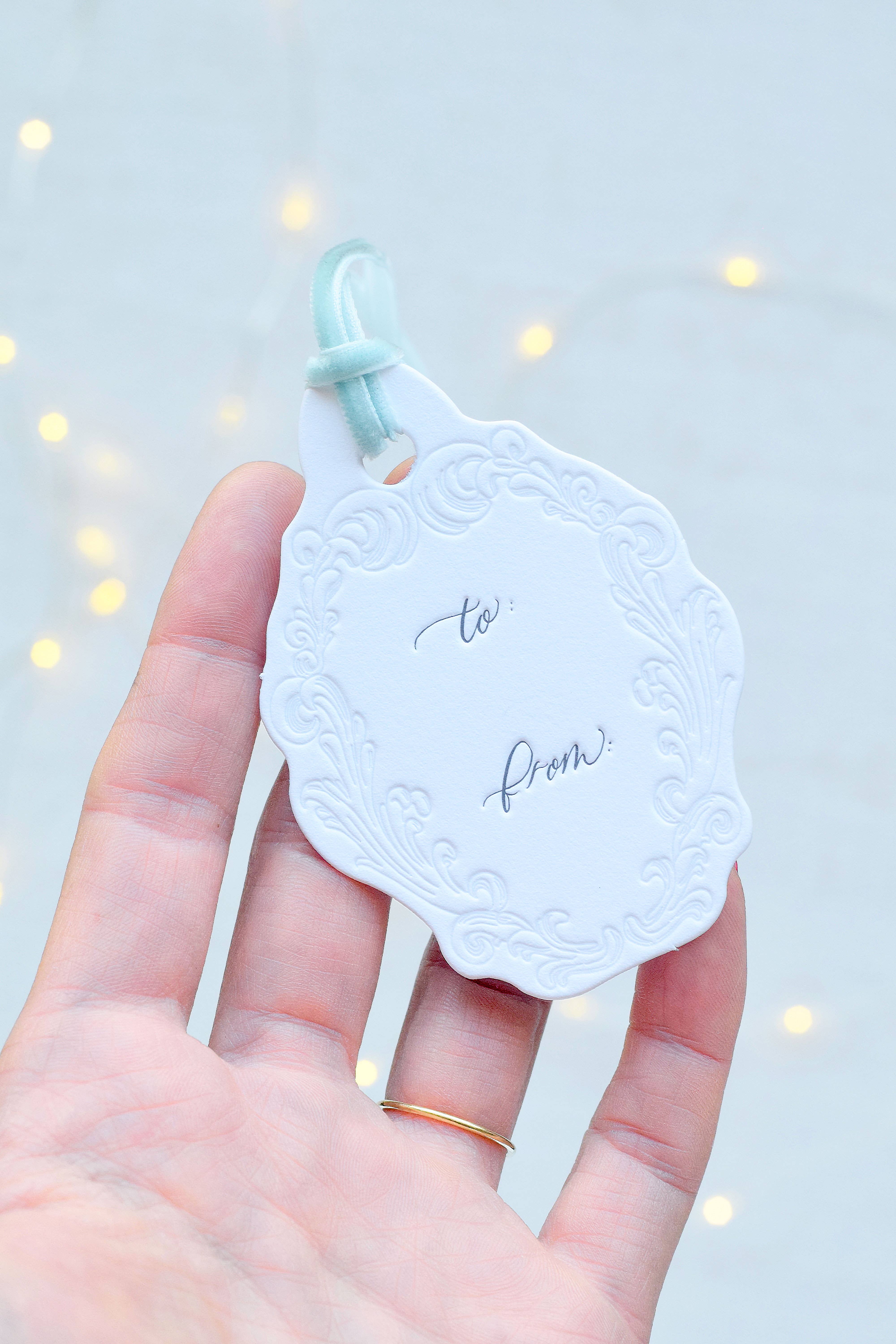 Michelle Renee Co. – Cartão de presente por atacado – Presente Tipografia Oval Etiquetas | Barroco Vintage Crest0