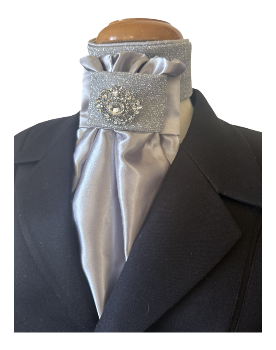 Heavenly Horse Designs – wholesale  – HHD Dressage Euro Stock Tie ‘Queen’ in Silver2
