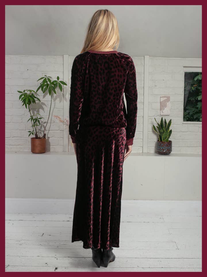 Prugna Gonna a taglio sbieco Tilda in leopardo prugna in vendita all'ingrosso su Faire3