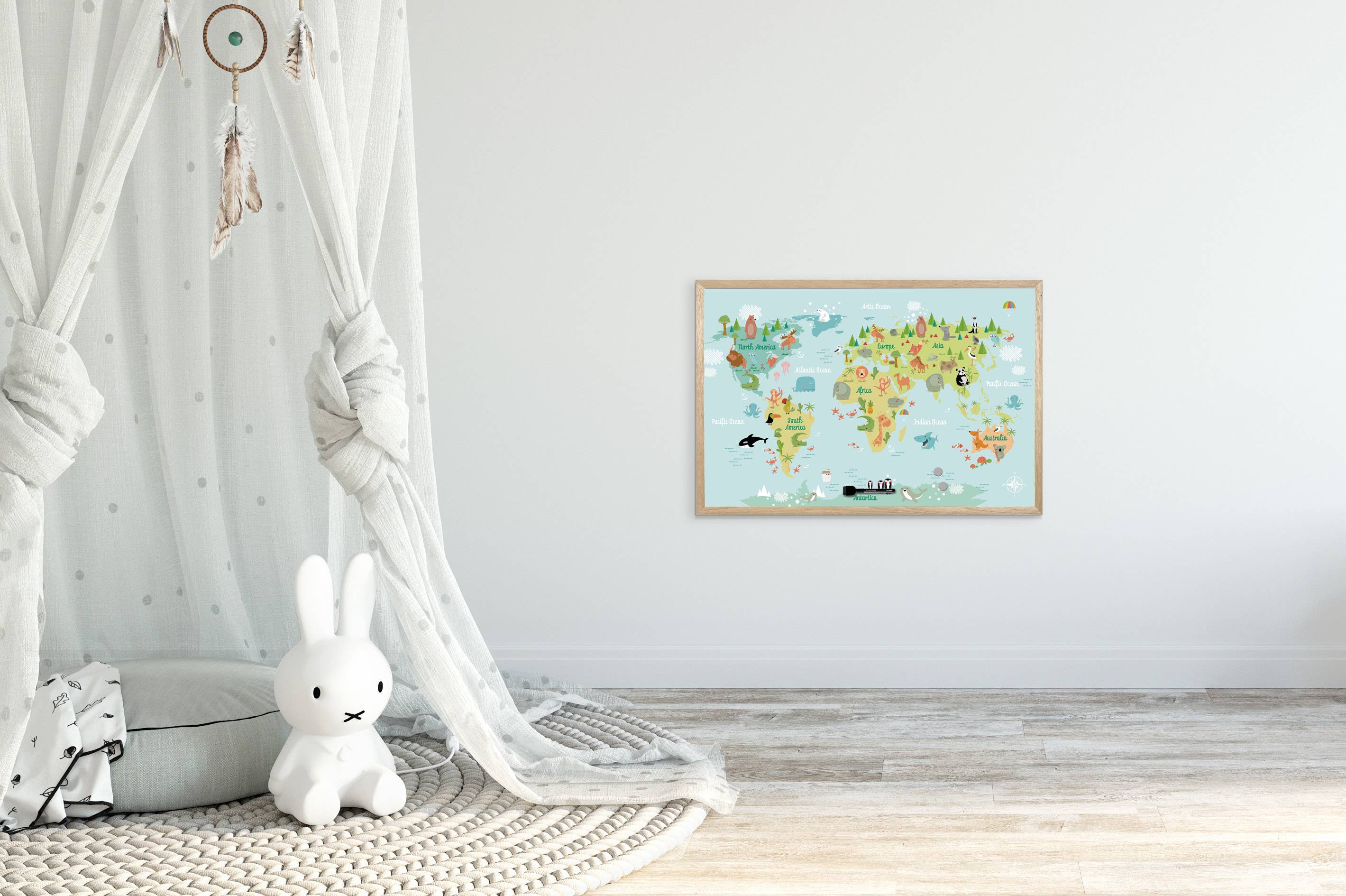 Bi-Joy - Wholesale Map - Magnetic Board - Zoo World Map with Pine Frame2