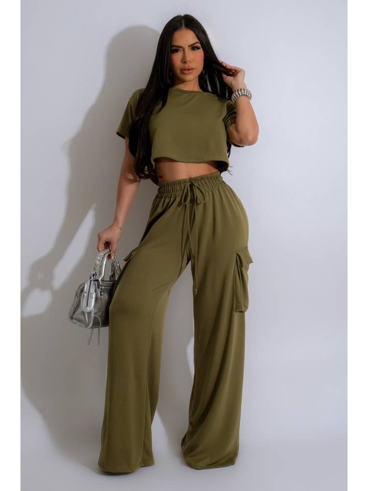 5besties inc - Wholesale Lounge Set - Women's - ROUND NECK CROP TOP & PANTS SET3