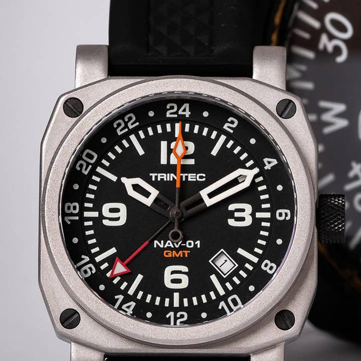 NAV-01 GMT//Acier inoxydable/Quartz pour la vente par Trintec Industries Inc.