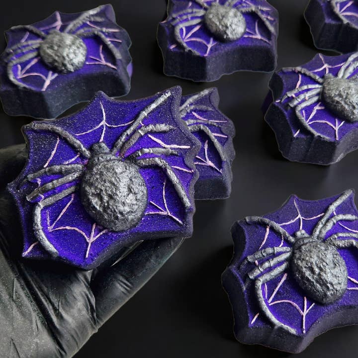 Fizz Bomb Cosmetics - Wholesale Bath Bomb/Fizz - Spider Web Bath Bomb