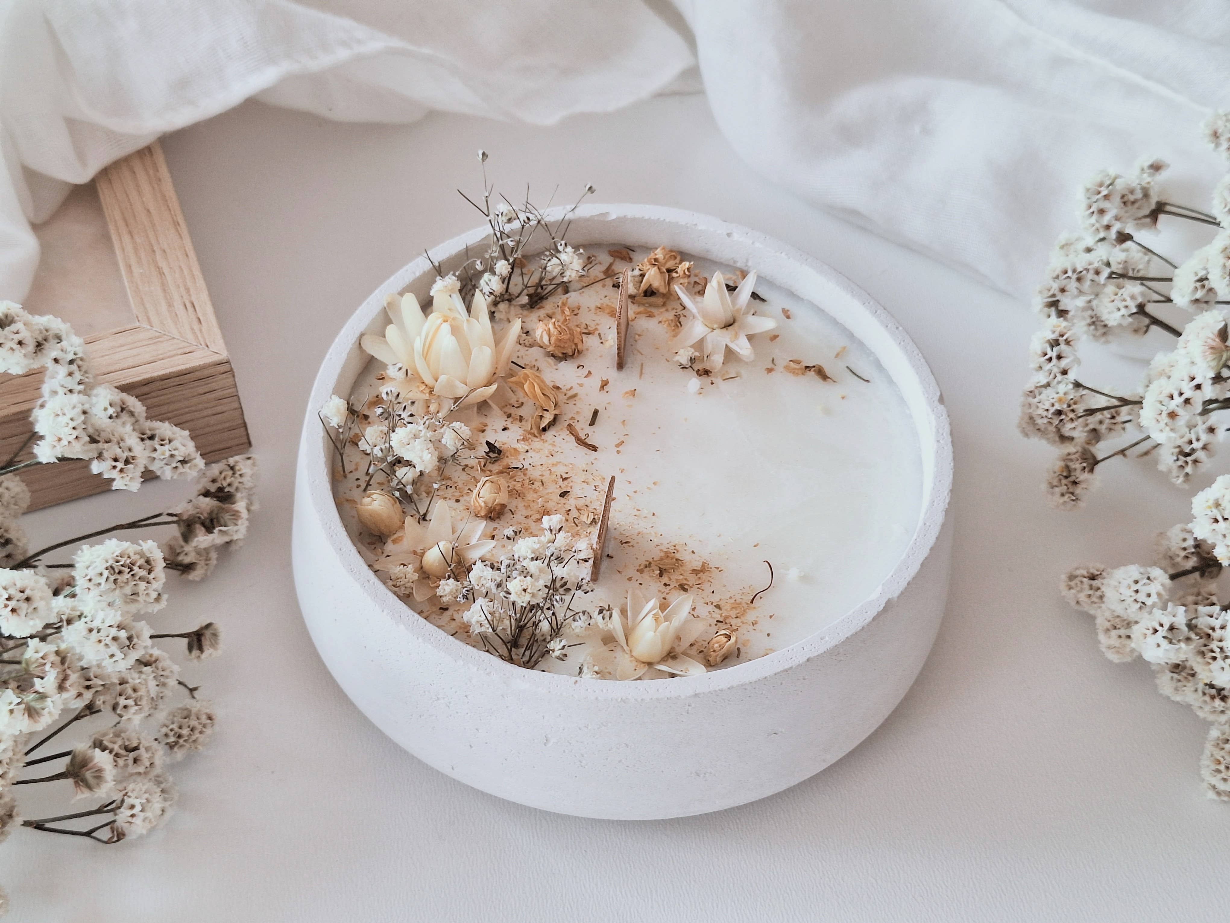 Your Nice Things - Candles - – Vela em jarro/copo por atacado – Vela floral de soja em frasco de cimento – Aroma floral