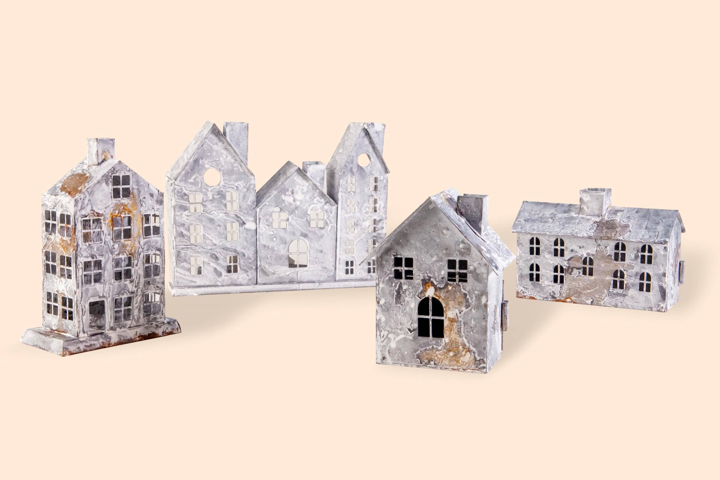 BIDKhome - Wholesale Candle Holder - Sm. Iron House/Tealight Holder2