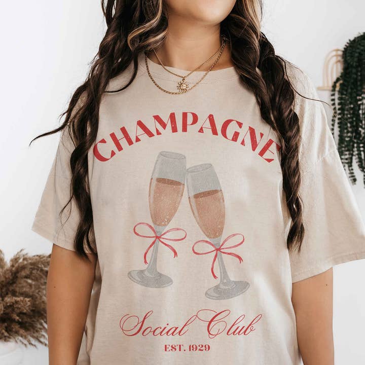 CHAMPAGNE SOCIAL CLUB T-shirt met grote print voor wholesale door A. BLUSH CO