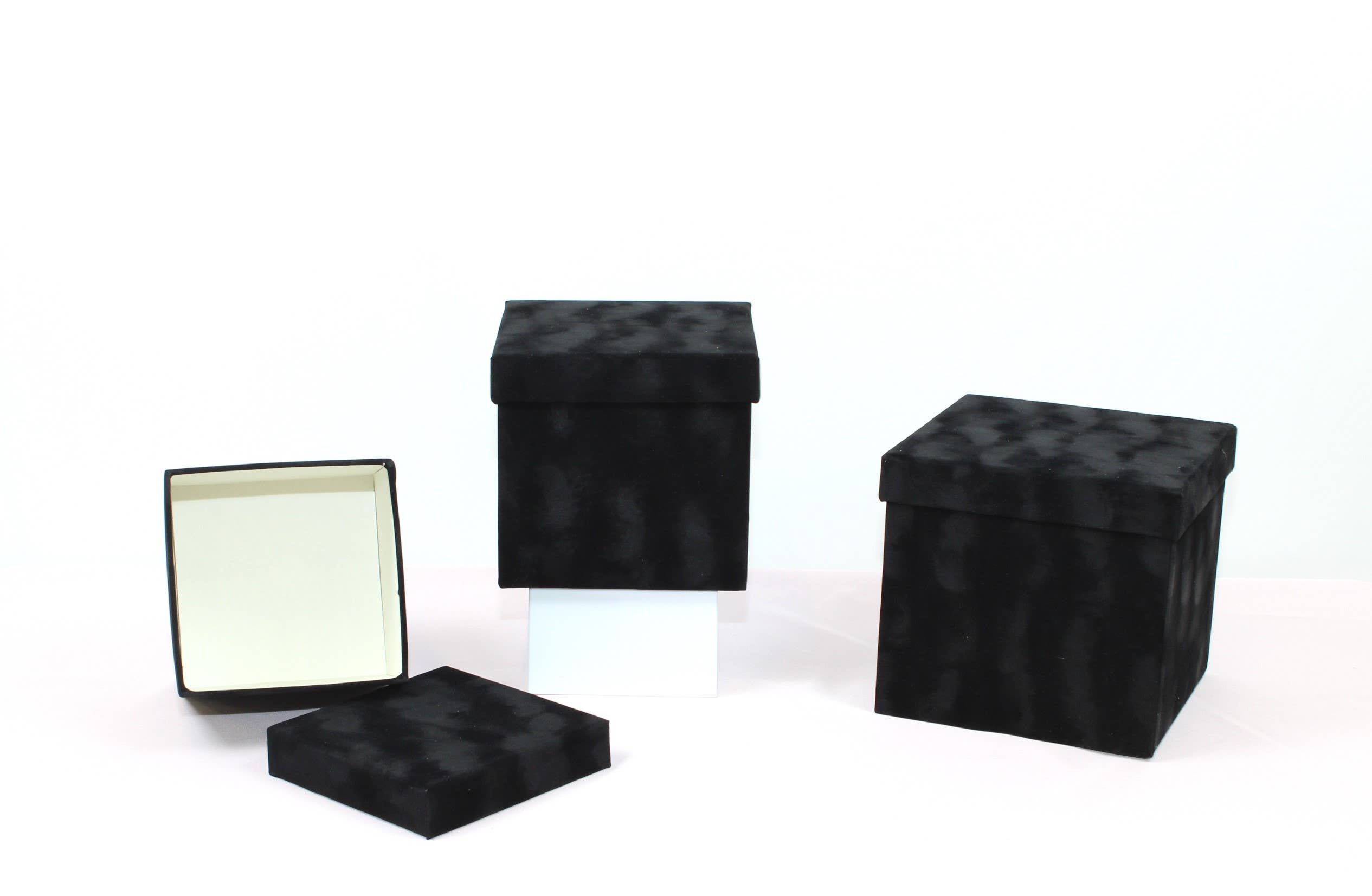 Elegant Design Supply – Caixa decorativa por atacado – Caixa de chapéu de flor quadrada Velvet Cube com Tampa0