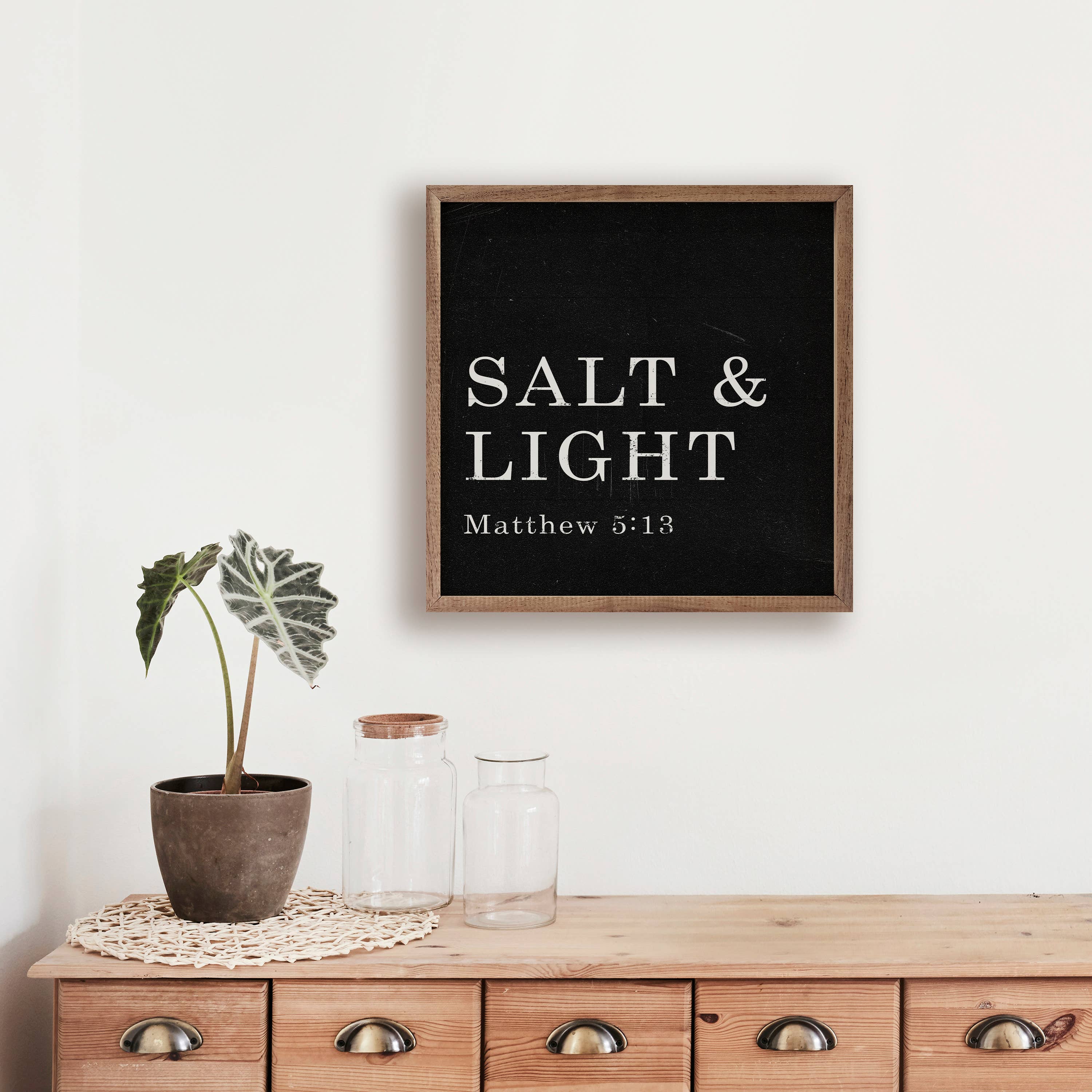 Kendrick Home - Wholesale Sign - Salt And Light Matthew 5 13 Black2