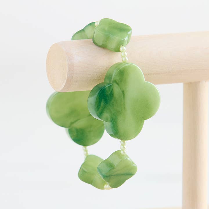 Bracelet rafraîchissant trèfle vert vif pour la vente par Hot Girls Pearls-Freezable Cooling Jewelry