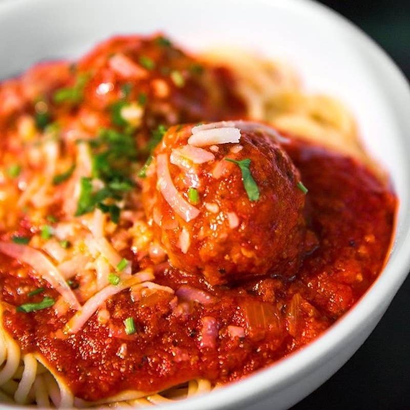 Jule&#x27;s Tomato Sauce - Wholesale Pasta Sauce - Classic Spicy Tomato Sauce3