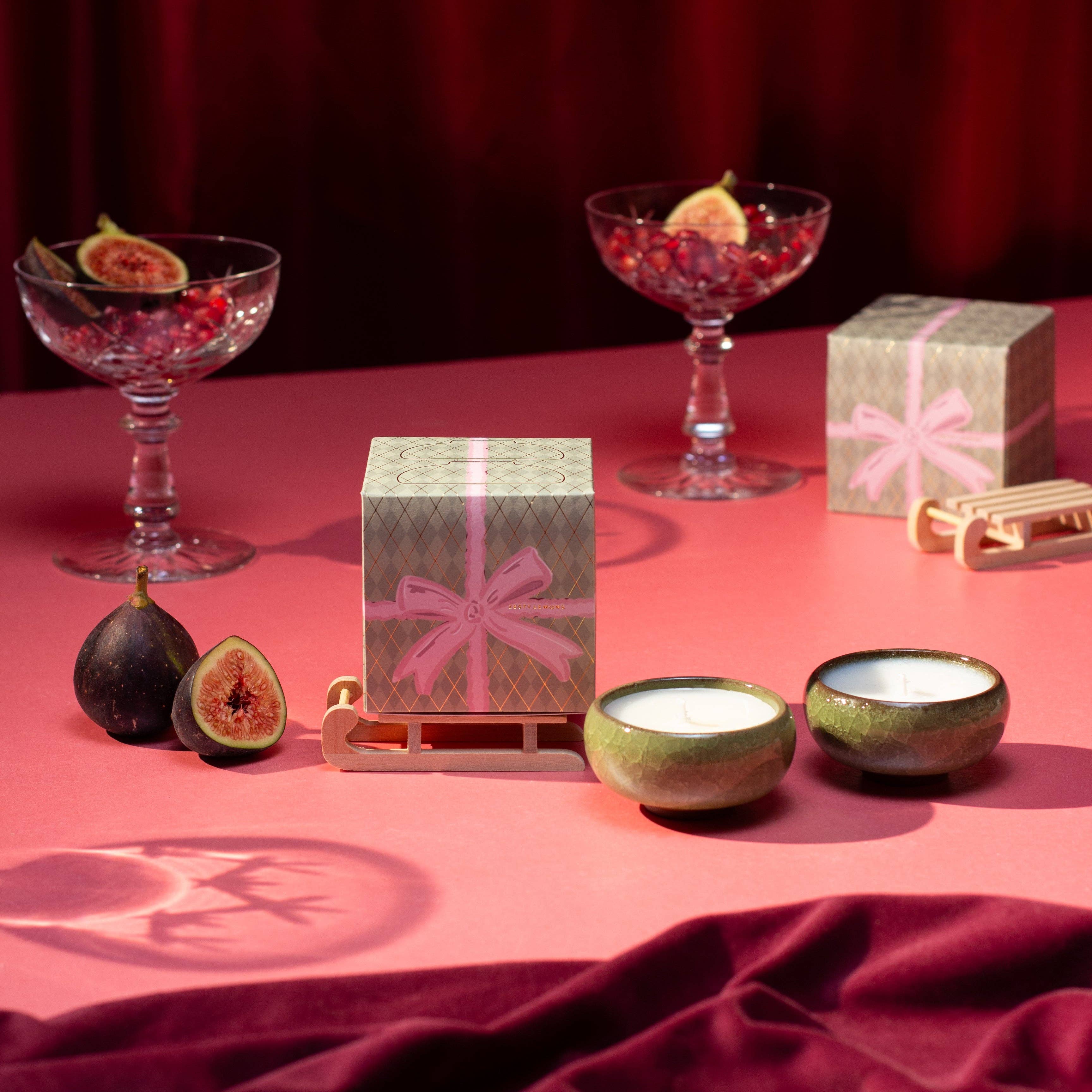 Zesty Lemons – wholesale Tea light candles – Sparkle Season: Christmas Bow Tea Lights (Box of 2) - Myrrh & Tonka3