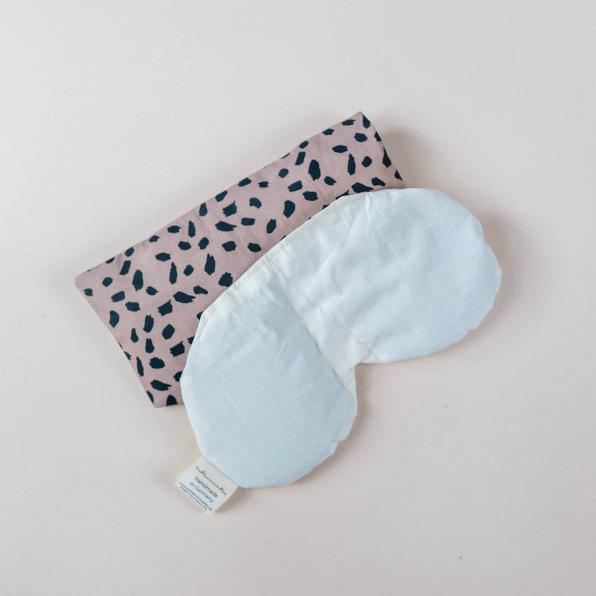 Tochter von Walter - Wholesale Sleep/Eye Mask - Eye pillow with organic spelt & organic lavender dots coffee2