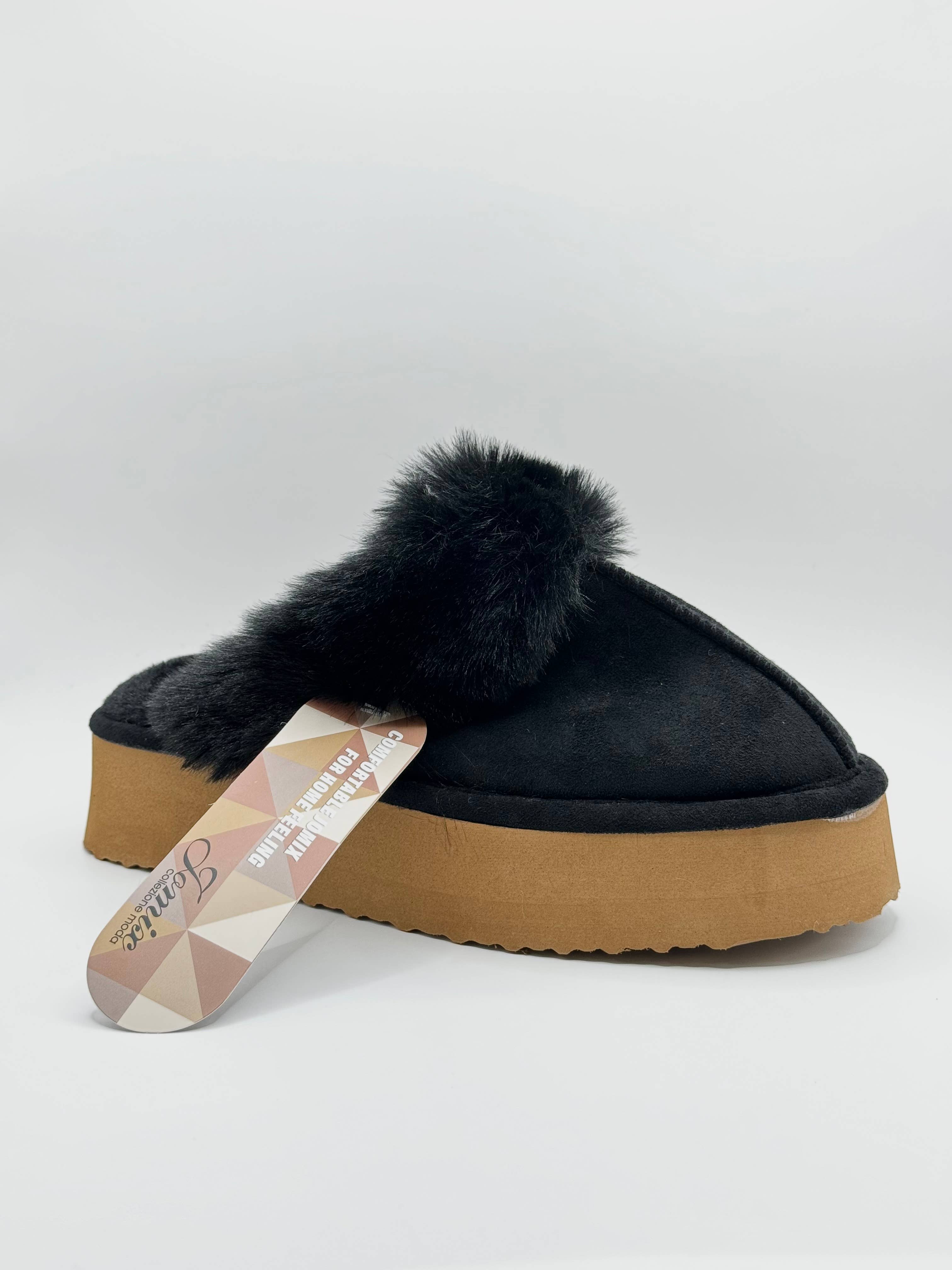 WILADY - Venta al por mayor Zuecos - Mujer - Zuecos peludos WILADY10