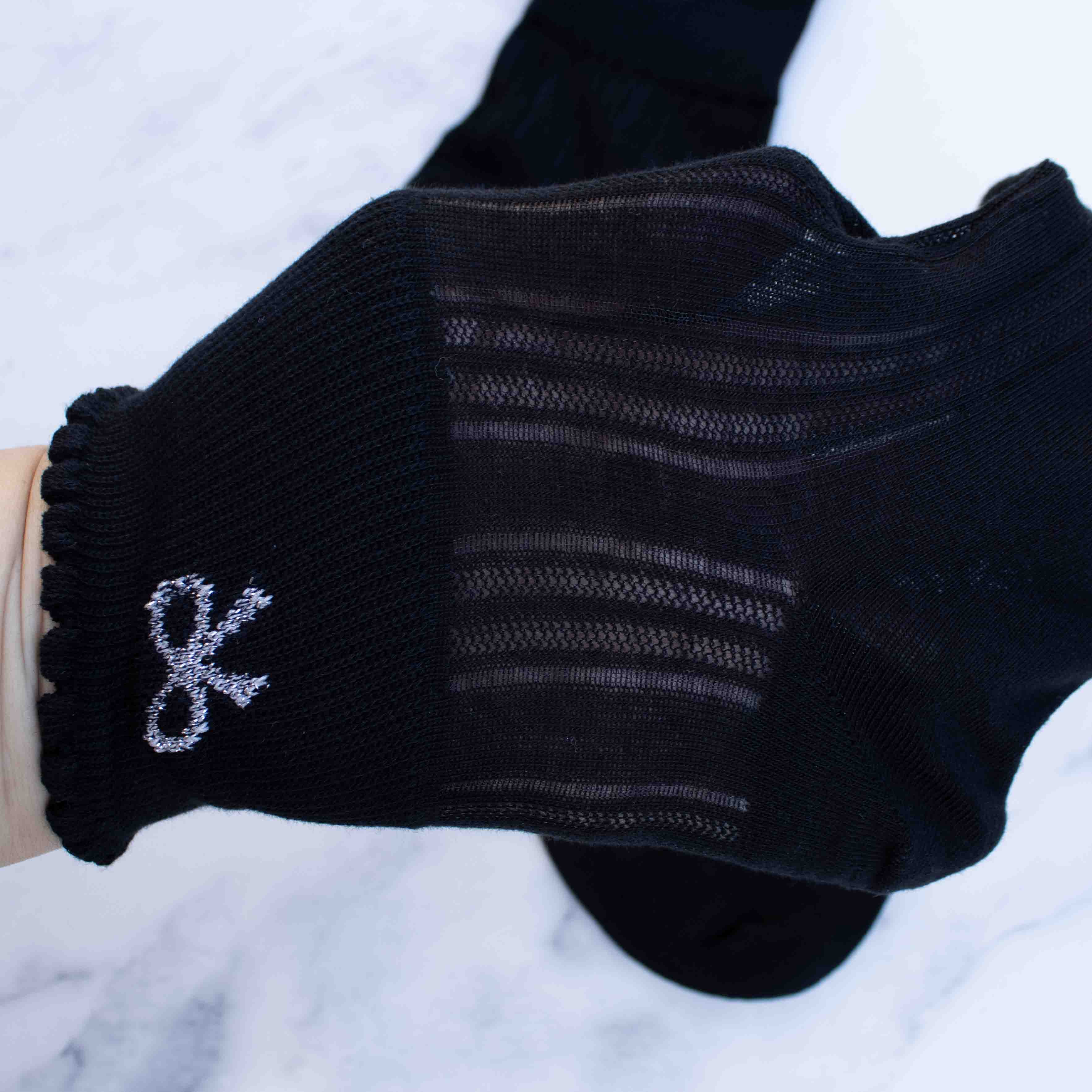 Tiepology - Vendita all'ingrosso Calzini - Donna - Calzini da donna a righe trasparenti con fiocco2