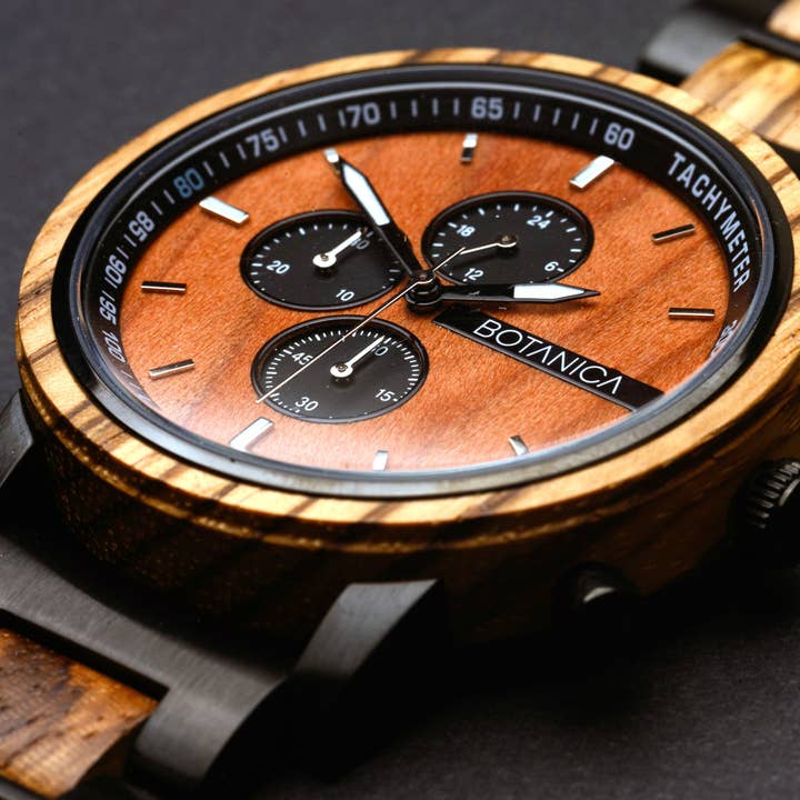 Montre en bois pour homme Chronographe Boîtier Zebrano Cadran Bois de Rose Noir | Odin pour la vente par Bear Essentials