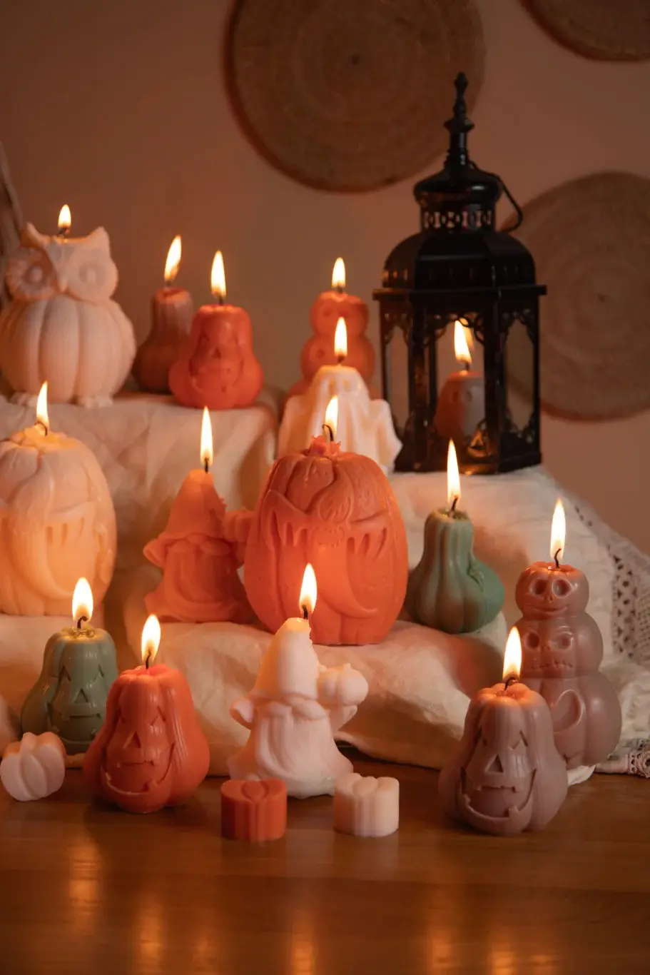 Ritual Spirit ltd – wholesale Novelty candle – Spooky Ghost Soy Wax Candle | Autumn Collection2