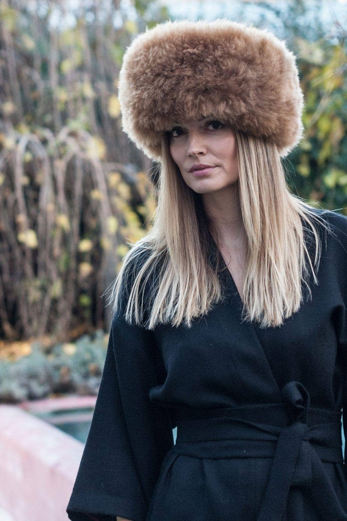 Be ALPACA - Vente Bonnet – femme - Chapeau russe en poil d'alpaga camel1