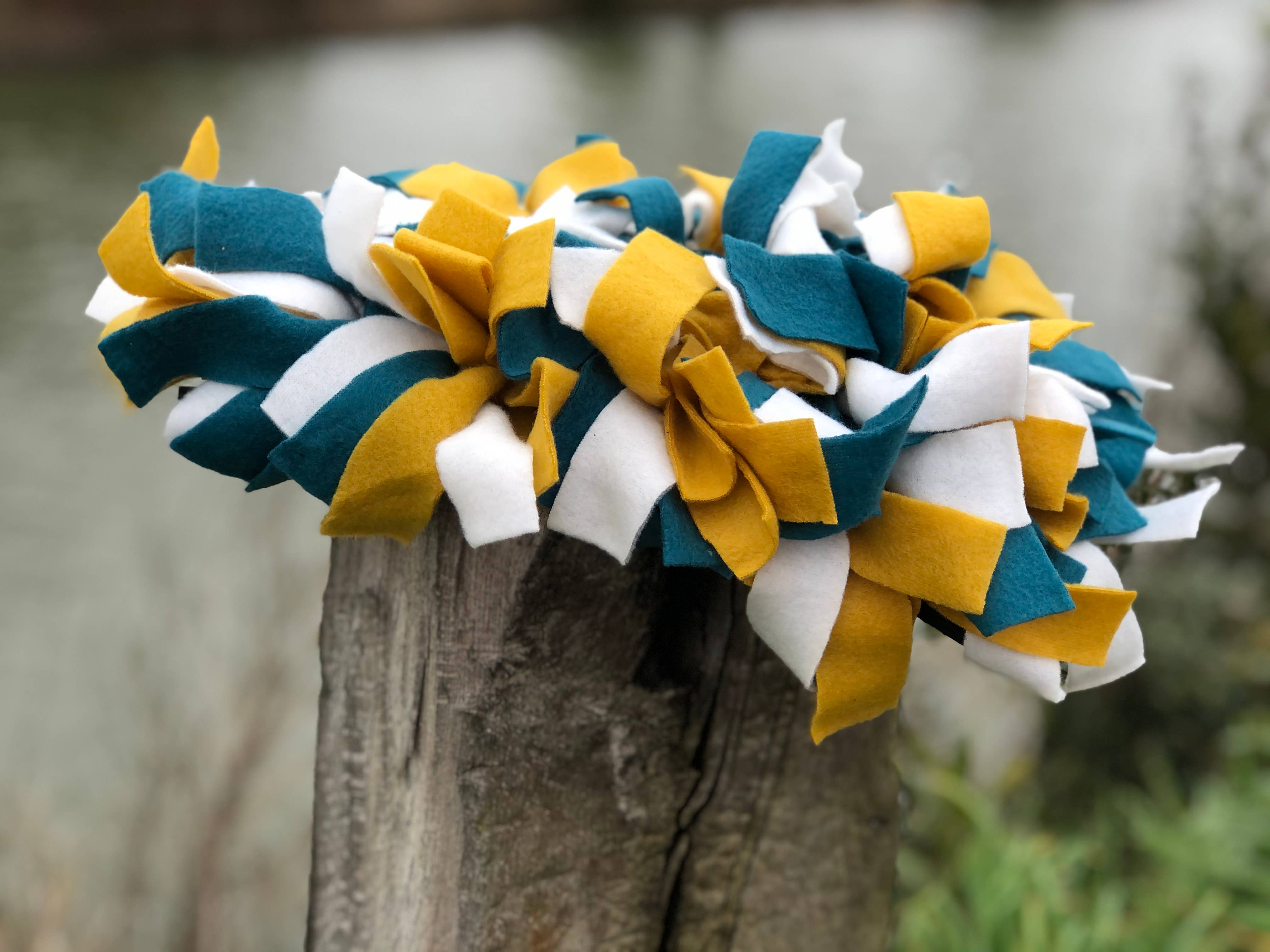 TUGS DE WOUFS EN FOLIE - Wholesale Pet Toy - Cat/Dog - Digging mat - Enrichment game for dogs and cats0