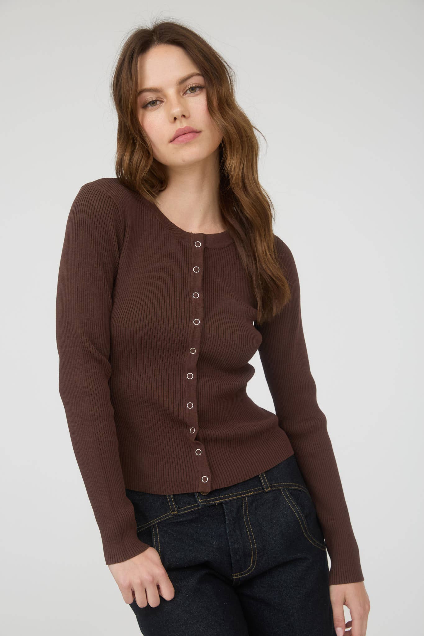 The Workshop Studio - Wholesale Cardigan - Women's - SNAP BUTTON DOWN ROUND NECK KNIT CARDIGAN31