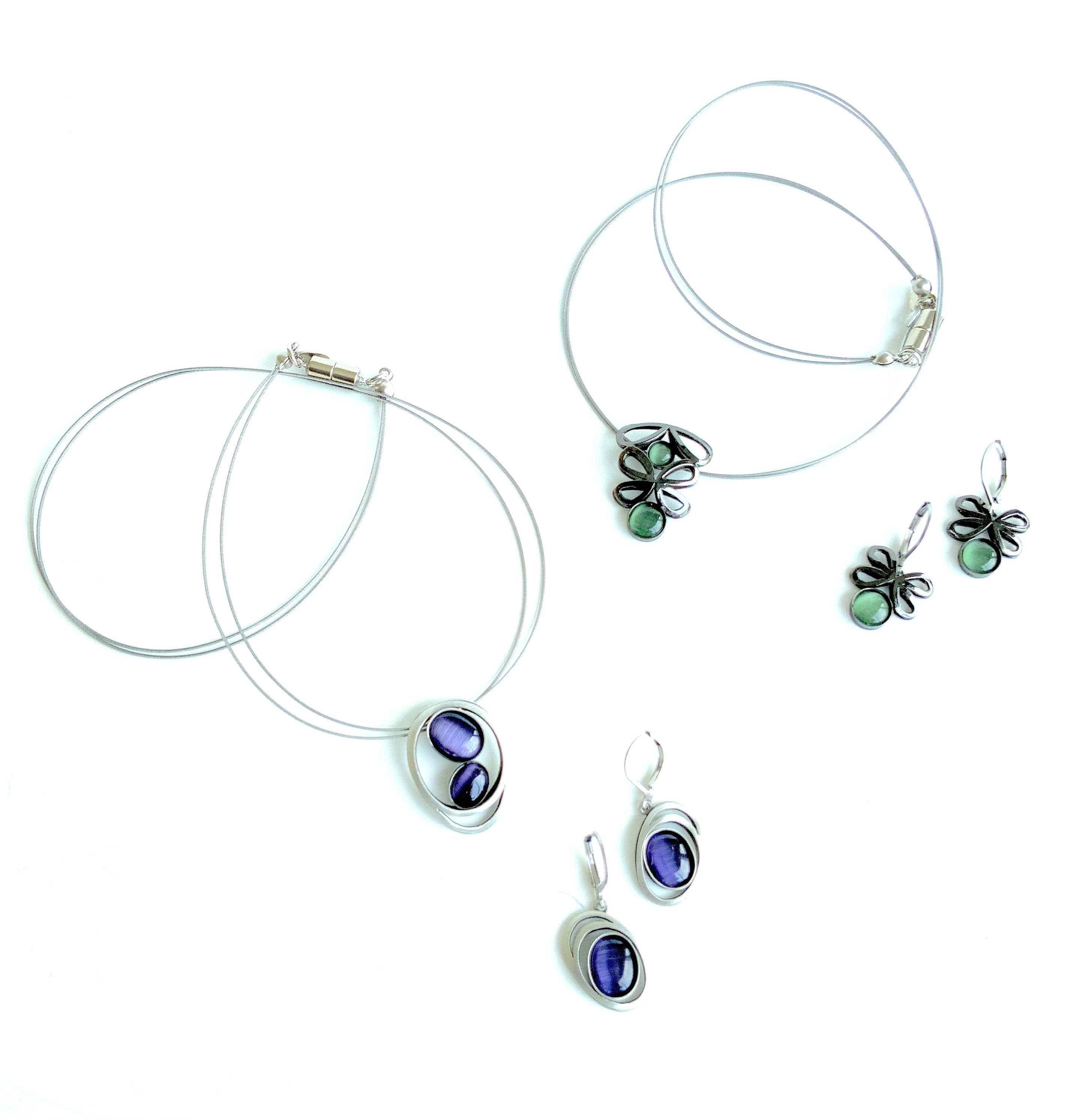 Christophe Poly / Crono Design – wholesale Jewellery set – SETS (KY) - Small Pendant WireNeck(K) 19" & LeverEar(X) Sets14